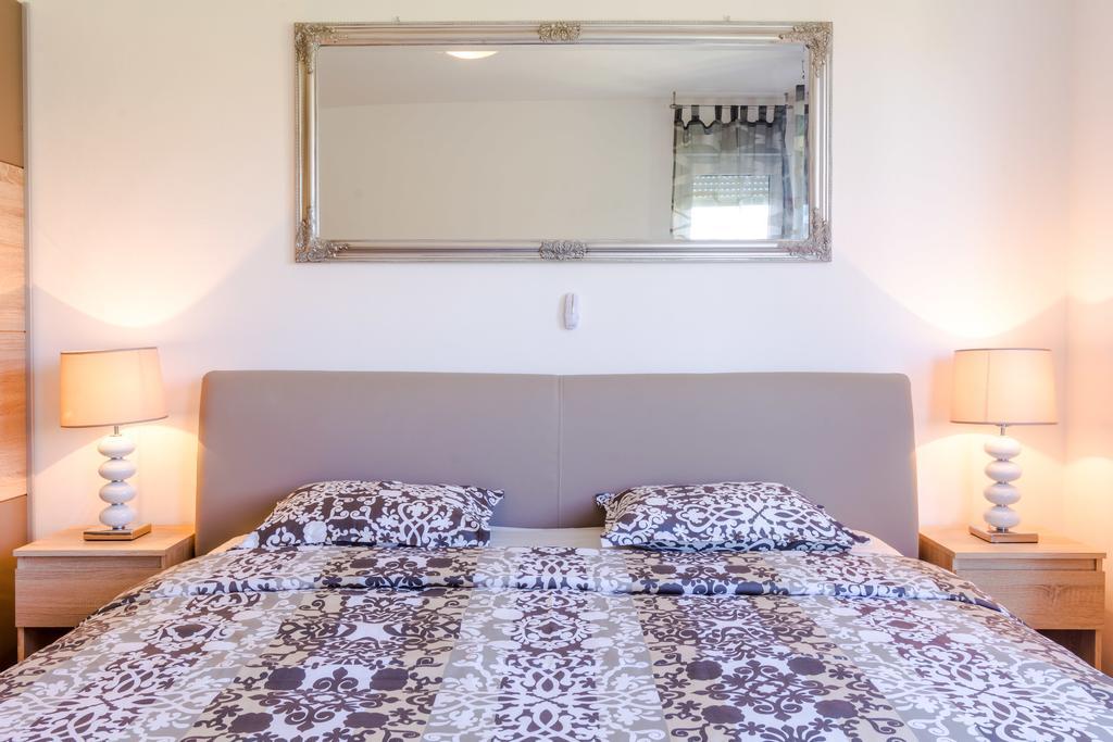 Magis Apartment Split Exterior photo